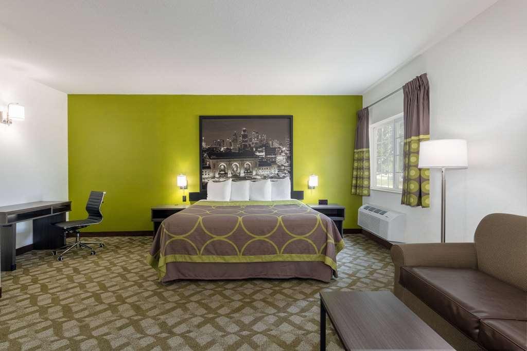 Super 8 By Wyndham De Soto Hotell Rum bild