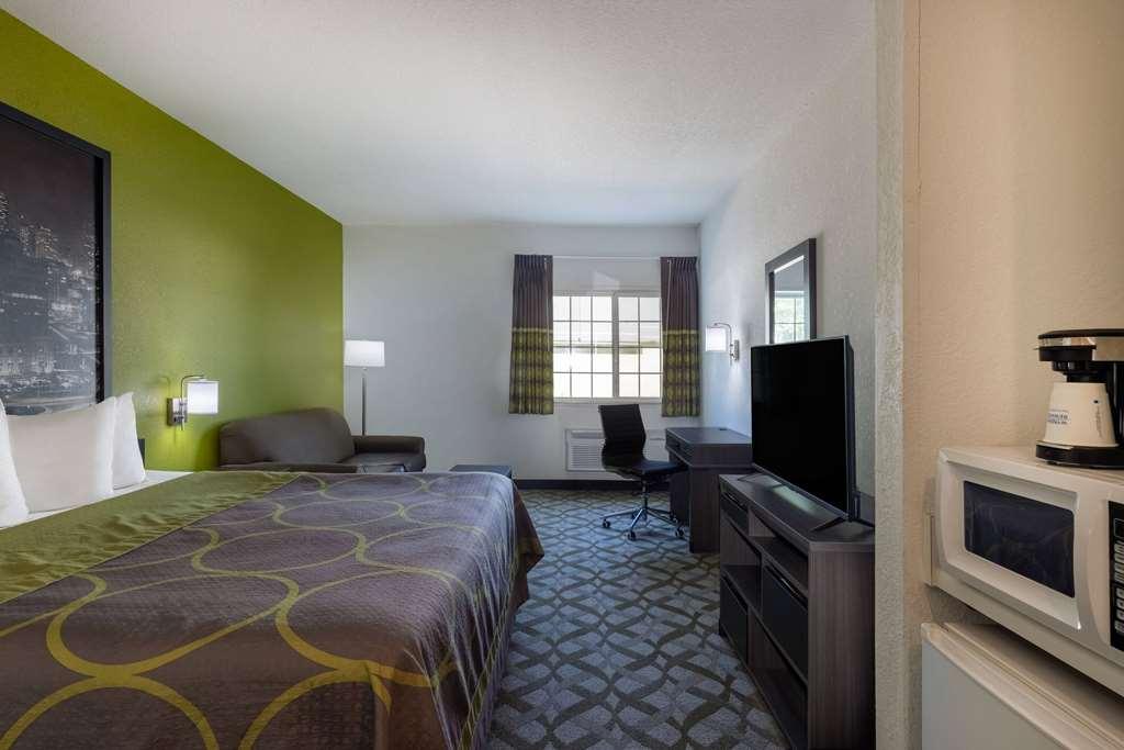 Super 8 By Wyndham De Soto Hotell Rum bild